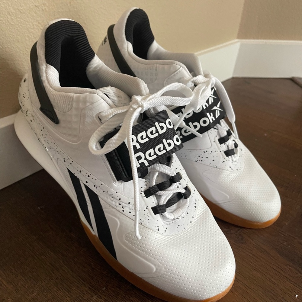 Reebok weight lifting shoes
